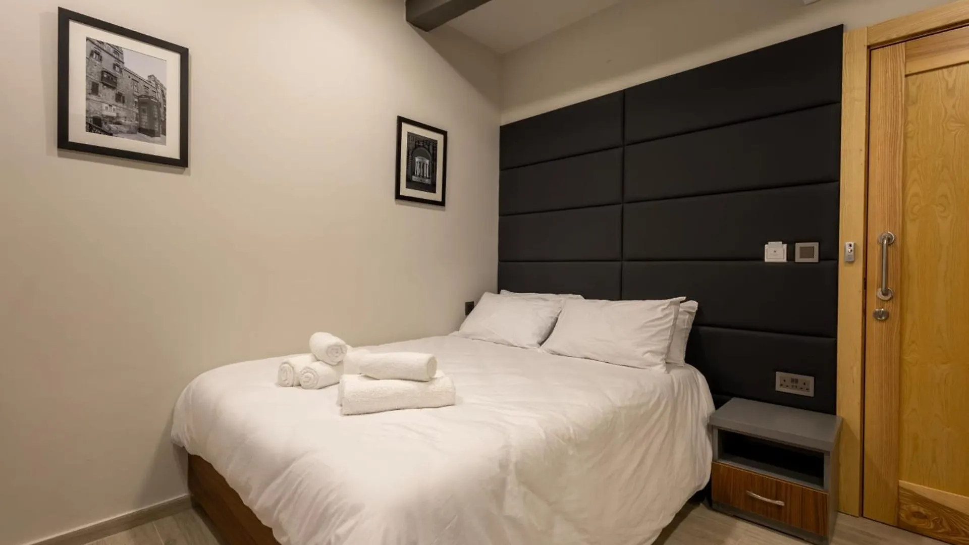Piccolin Studios By Gb Apts Valletta 0*,  Malta
